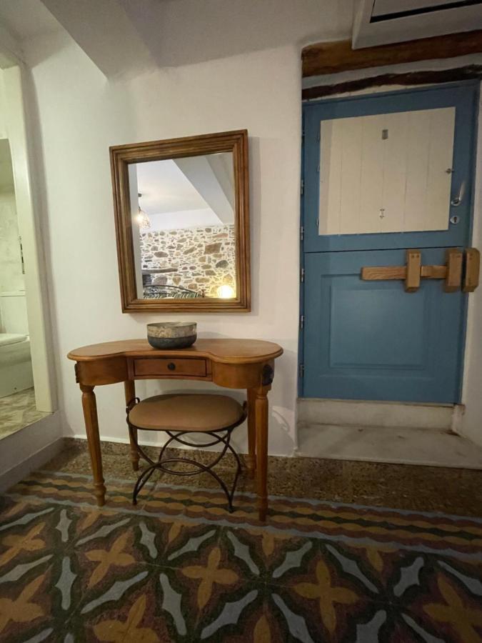 Burgos Barrio Hotel Naxos City Exterior photo