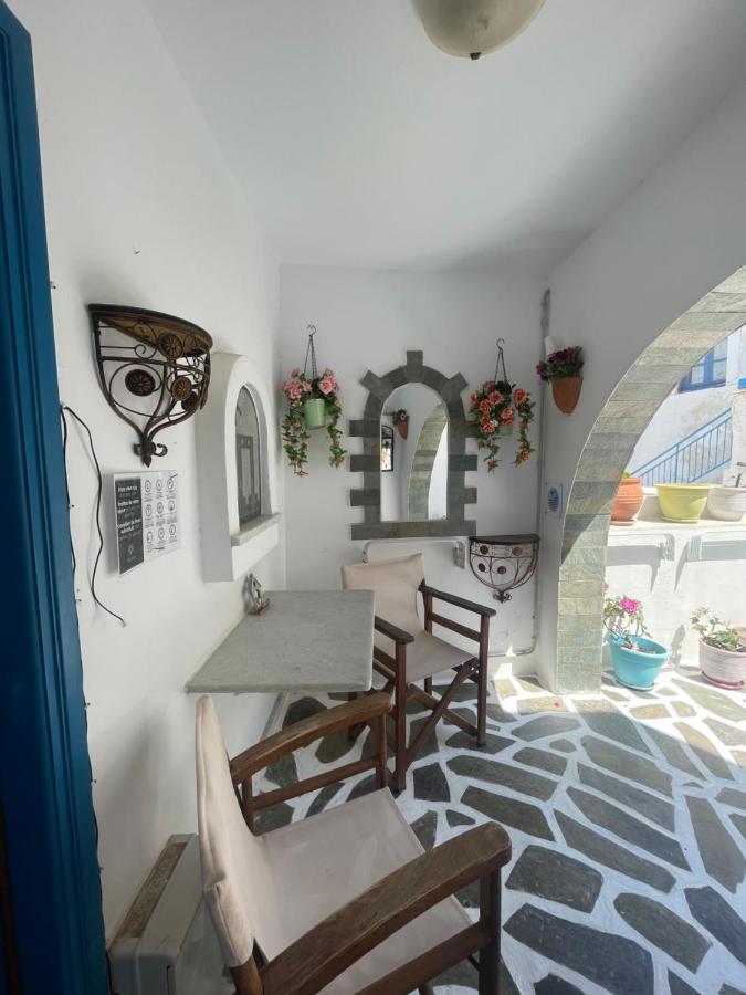 Burgos Barrio Hotel Naxos City Exterior photo