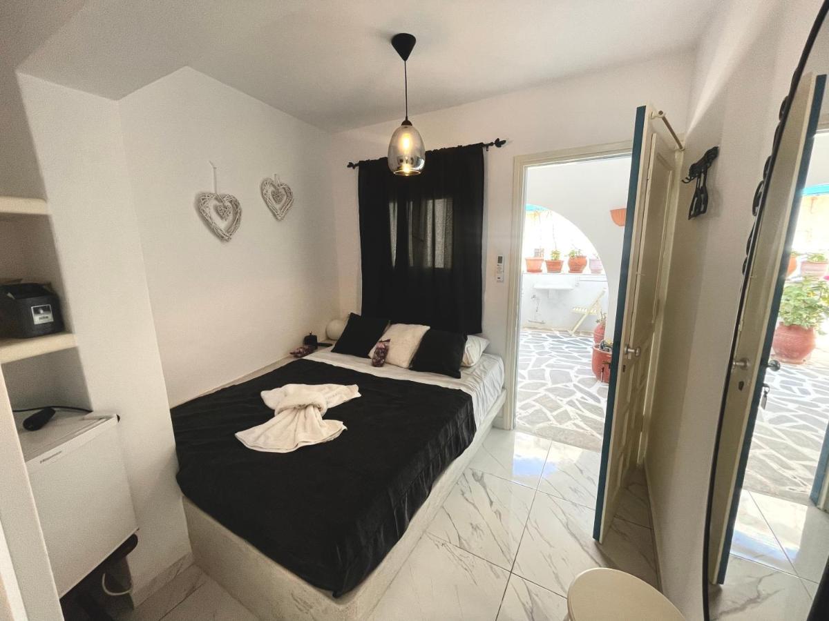 Burgos Barrio Hotel Naxos City Exterior photo
